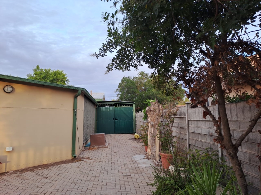 3 Bedroom Property for Sale in Flora Park Northern Cape